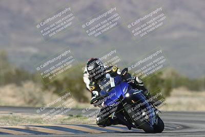 media/Jan-15-2026-Racers Edge (Thu) [[dfebeb70ab]]/2-A Group/Session 5 (Turn 5)/